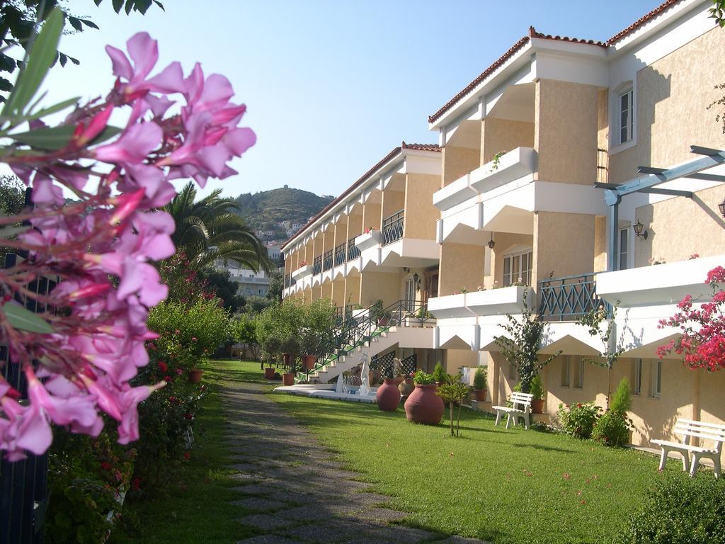 Paradise Hotel Samos Town Exterior photo