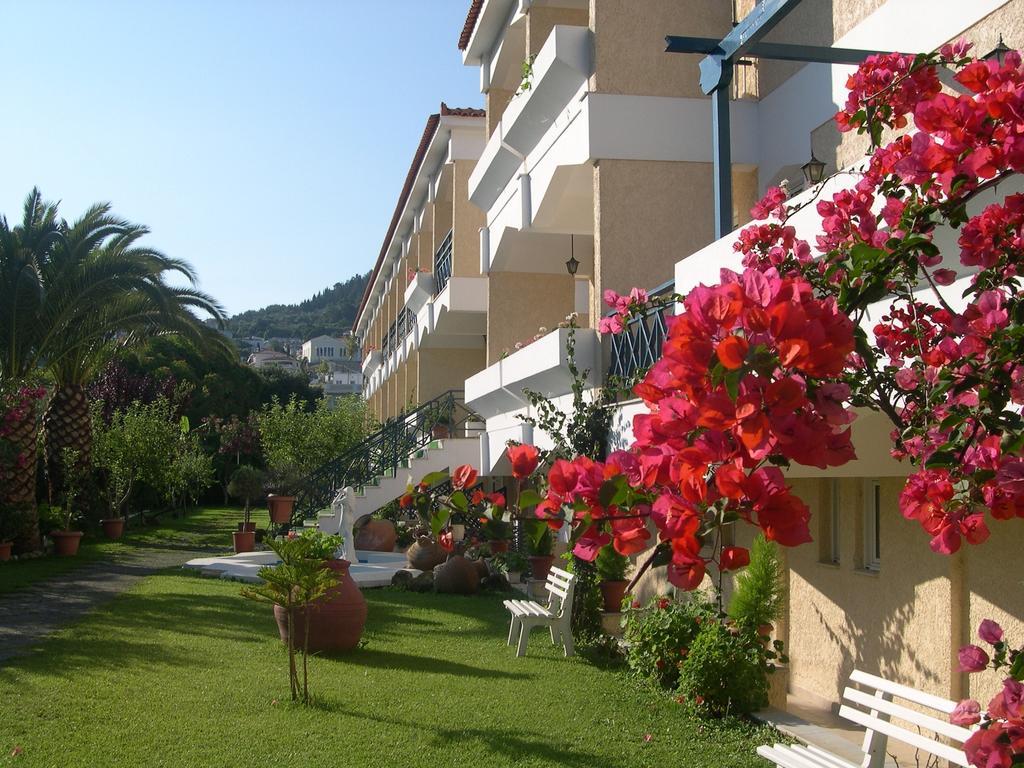 Paradise Hotel Samos Town Exterior photo