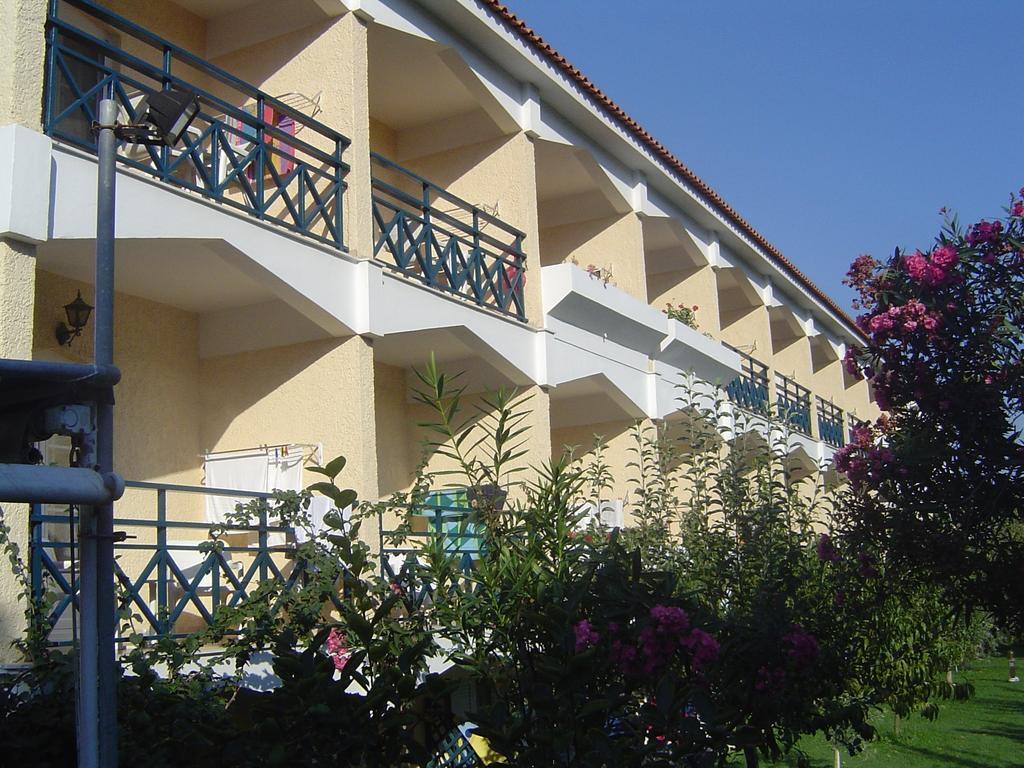 Paradise Hotel Samos Town Exterior photo